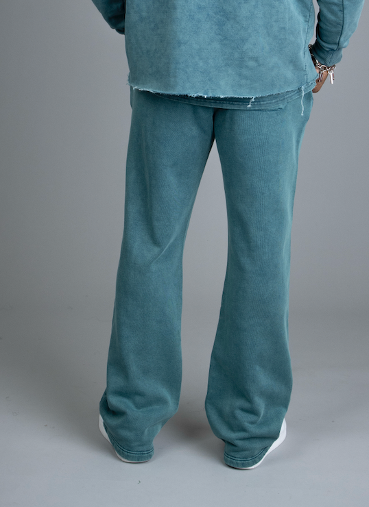 COAT OF ARMS LOOSE FIT JOGGER - CRYSTAL TEAL - DB0065
