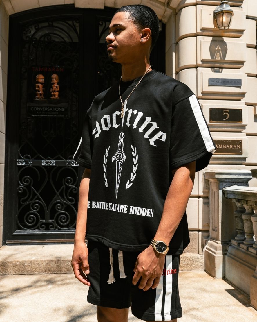 DOCTRINE DOUBLE STRIPE GRAPHIC T-SHIRT - BLACK - DBT414