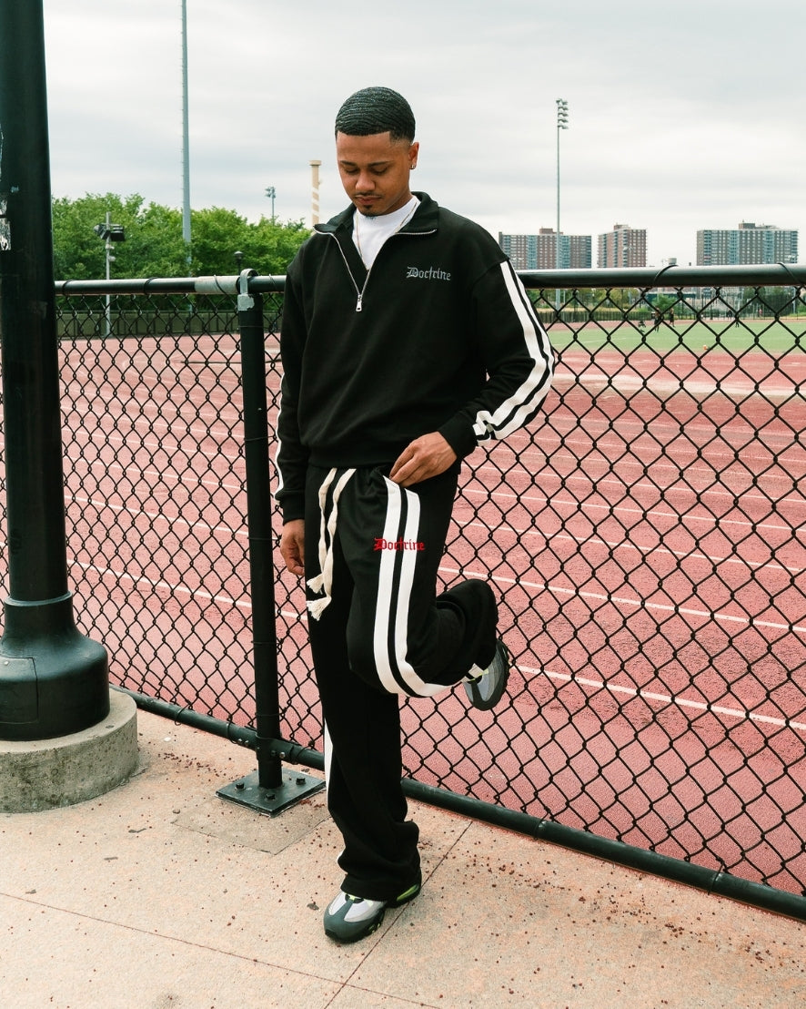 DOCTRINE QUARTER ZIP RACING CREW - BLACK - DBC512