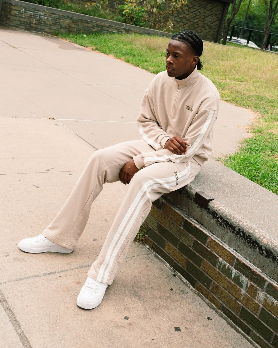 DOCTRINE QUARTER ZIP RACING CREW -KHAKI - DBC512