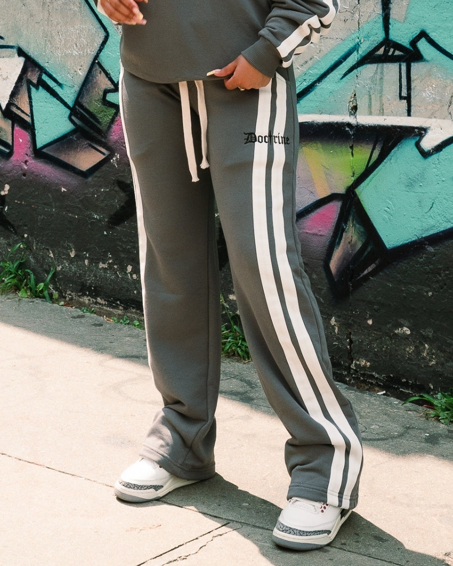 DOCTRINE DOUBLE STRIPE RACING JOGGER  - GRAY - DBJ407