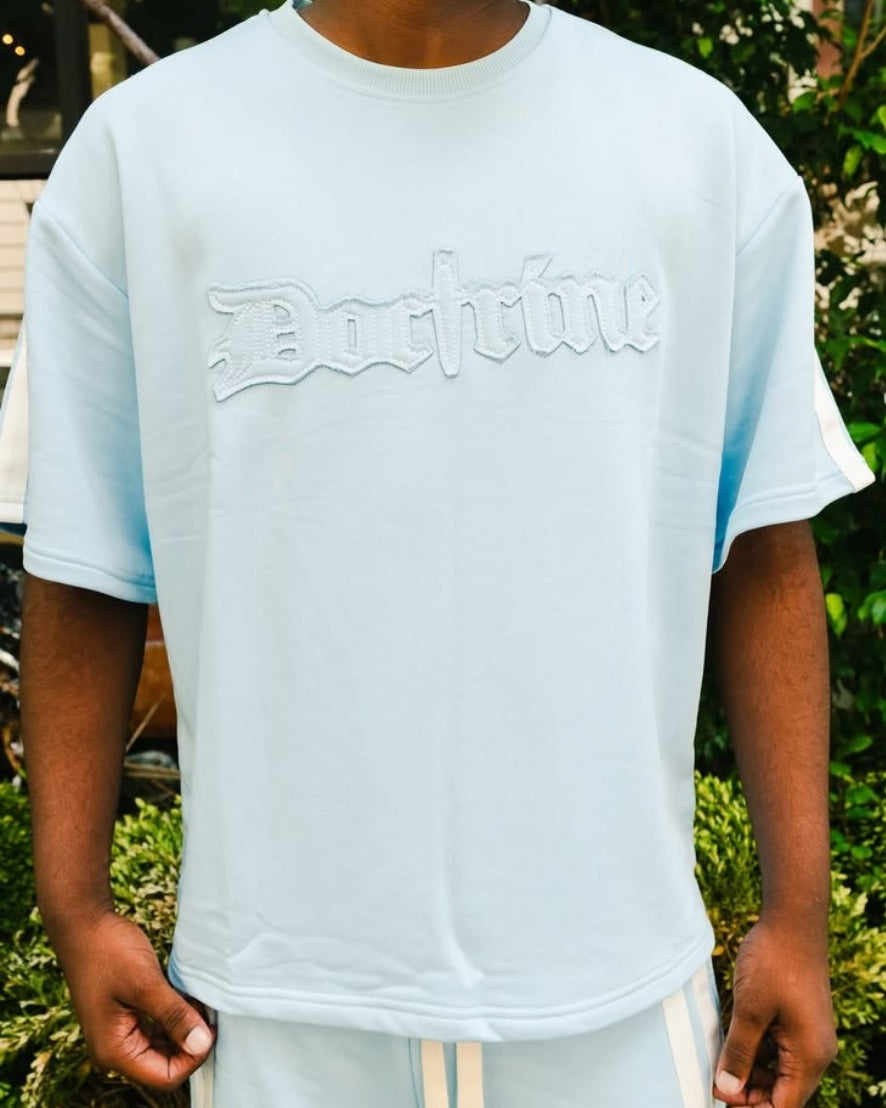 DOCTRINE DOUBLE STRIPE APPLIQUE T-SHIRT - SKY BLUE - DBT413